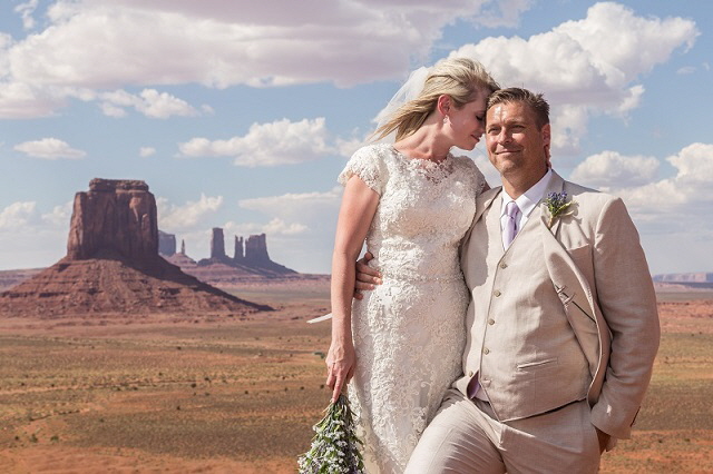 Monument valley Wedding 640-2